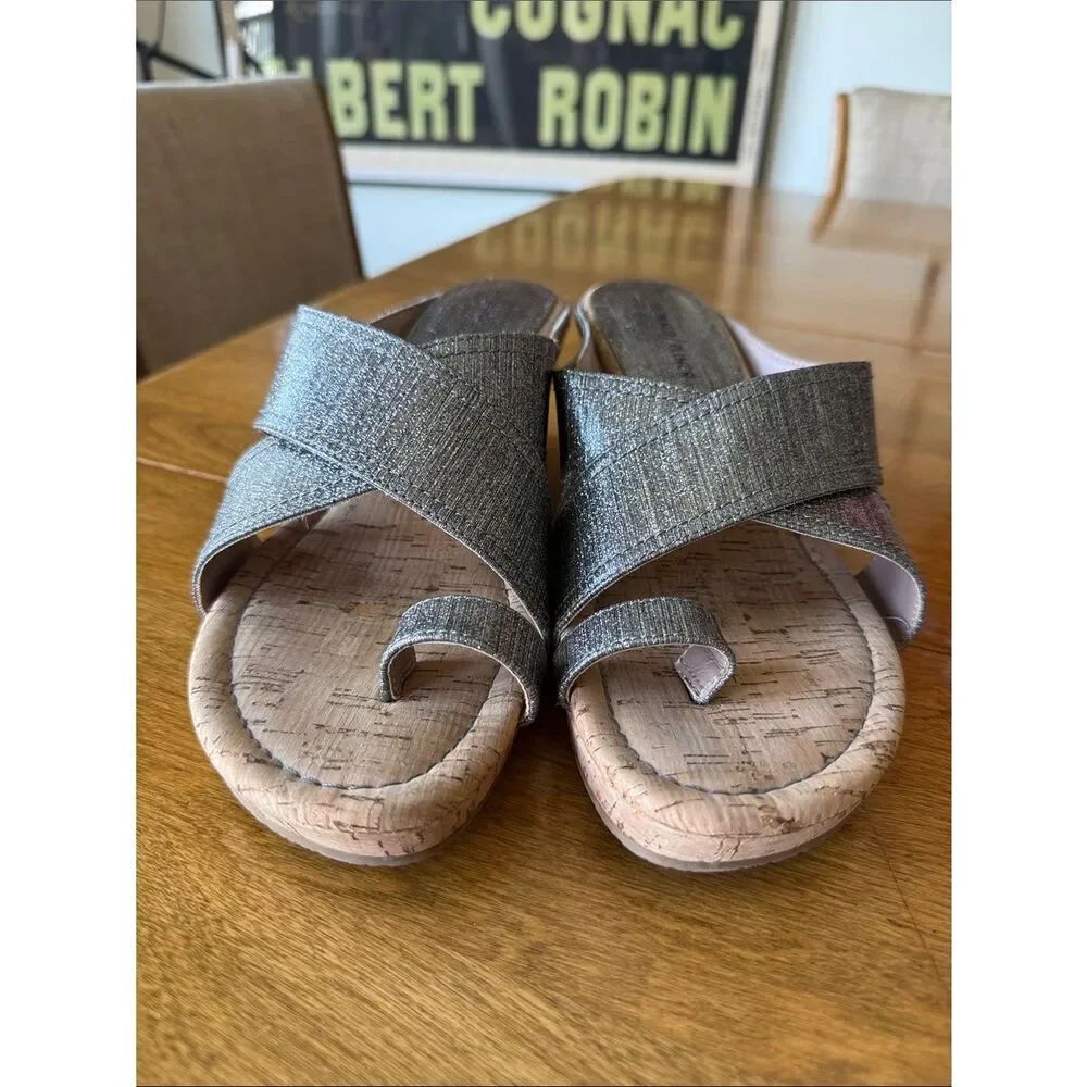Donald Pliner “Geea” sandals